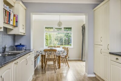 house - detached for sale horndean road