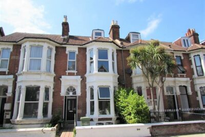 house - terraced for rent waverley road