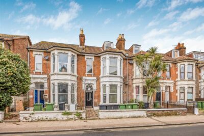 house - terraced for rent waverley road