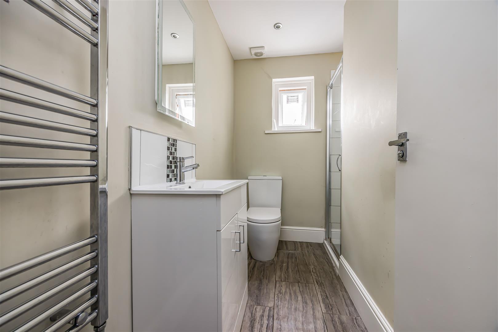 house - terraced for rent waverley road