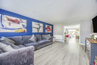 house - detached for sale brookmead way