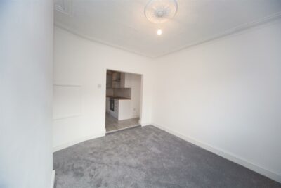 house - semi-detached for rent commercial road