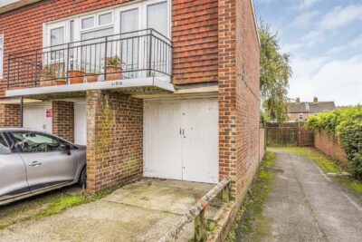 house - detached for sale grenfield court