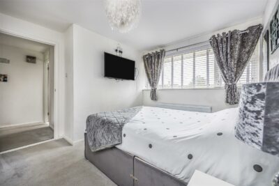 house - terraced for sale lordington close