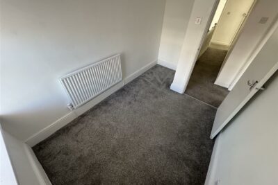 house - terraced for rent montague street