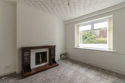 house - terraced for rent montague street