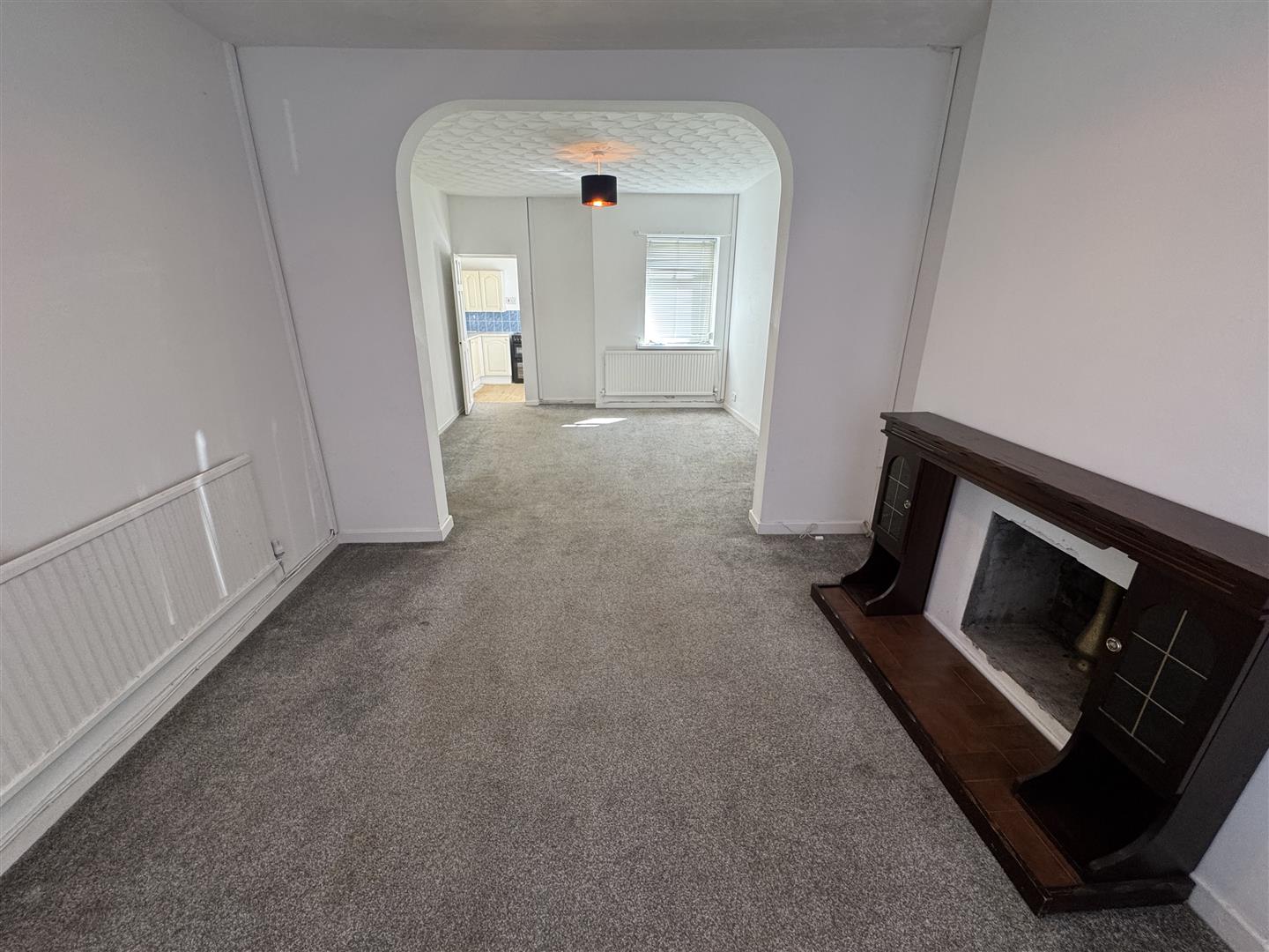 house - terraced for rent montague street