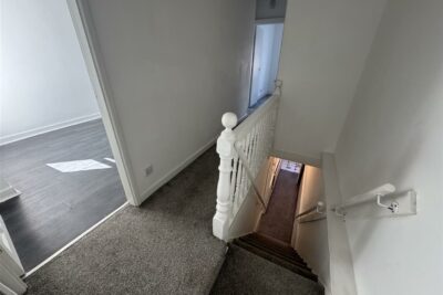 house - terraced for rent montague street