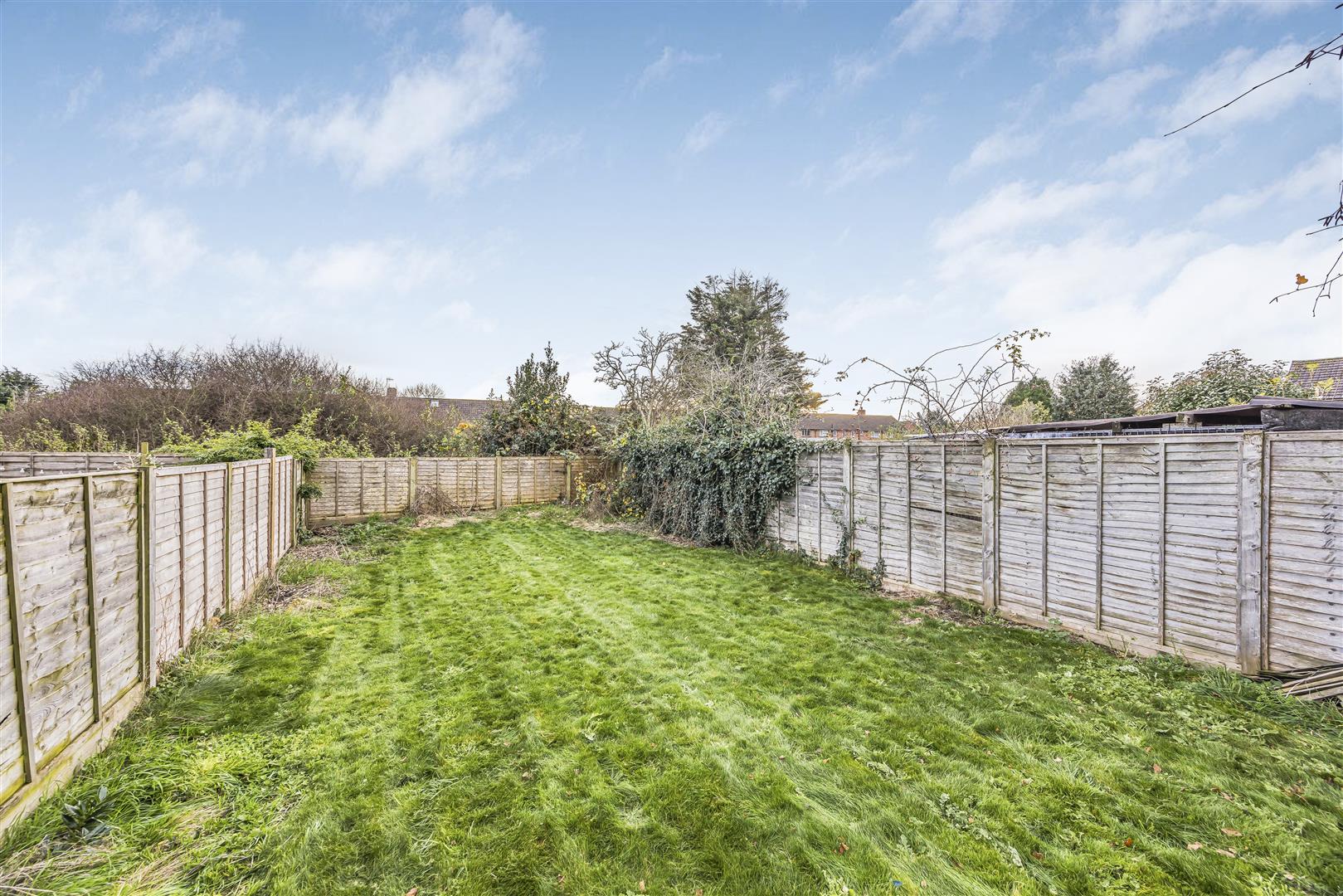 house - end terrace for sale lockerley road