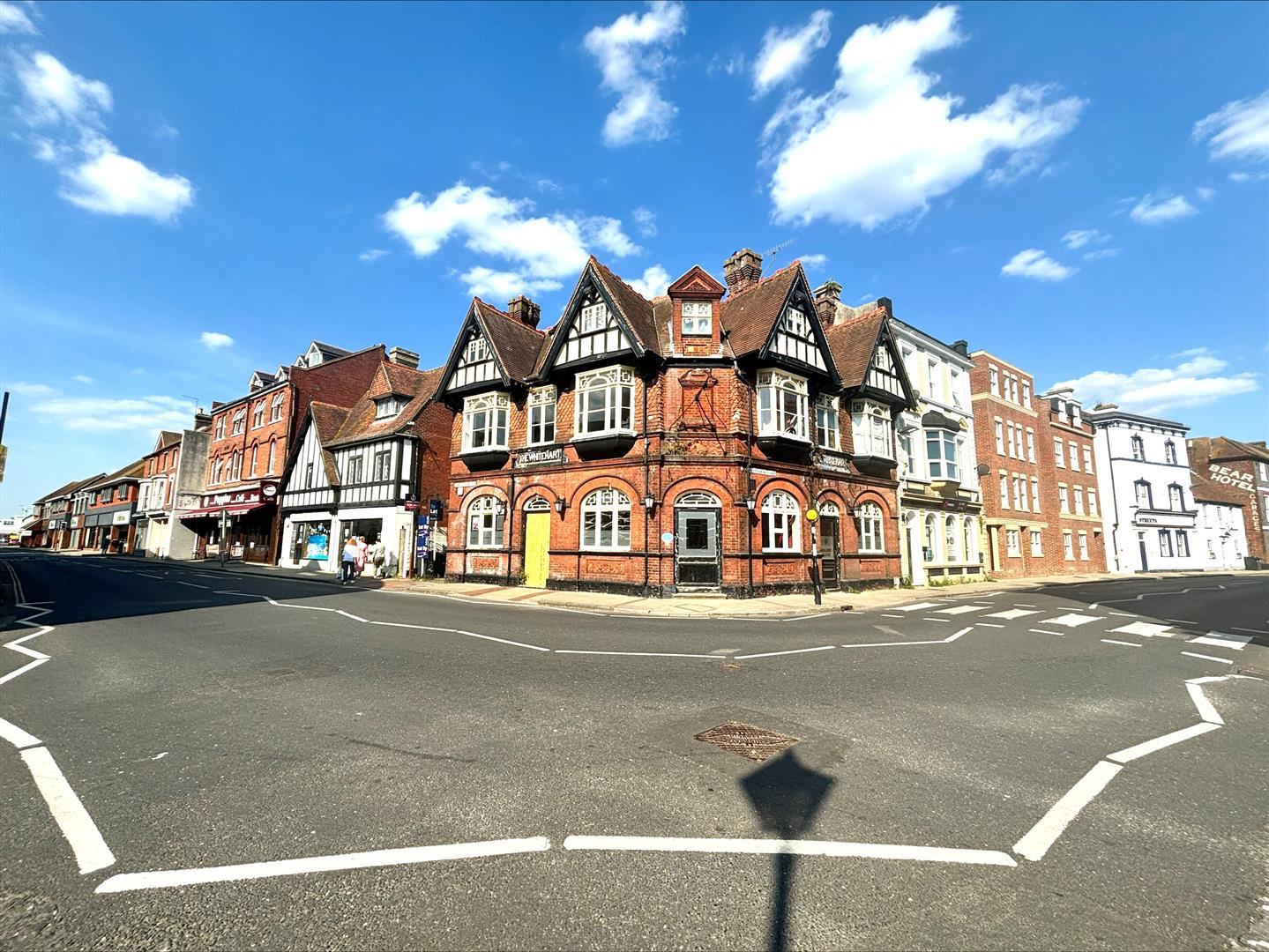 apartment for rent white hart court