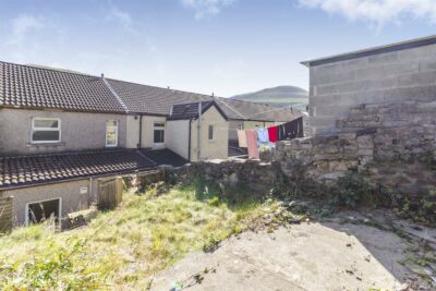 house - terraced for rent treharne street