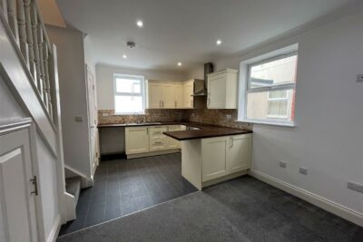 house - end terrace for rent haslemere road