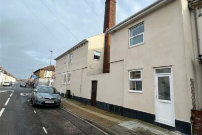 house - end terrace for rent haslemere road