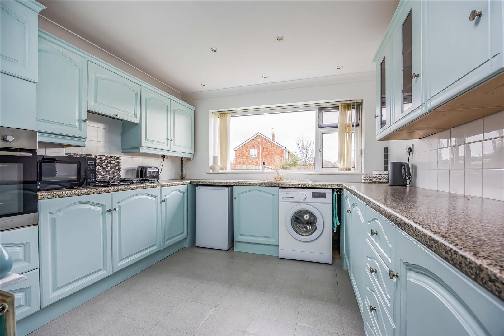 house - semi-detached for sale bardon way