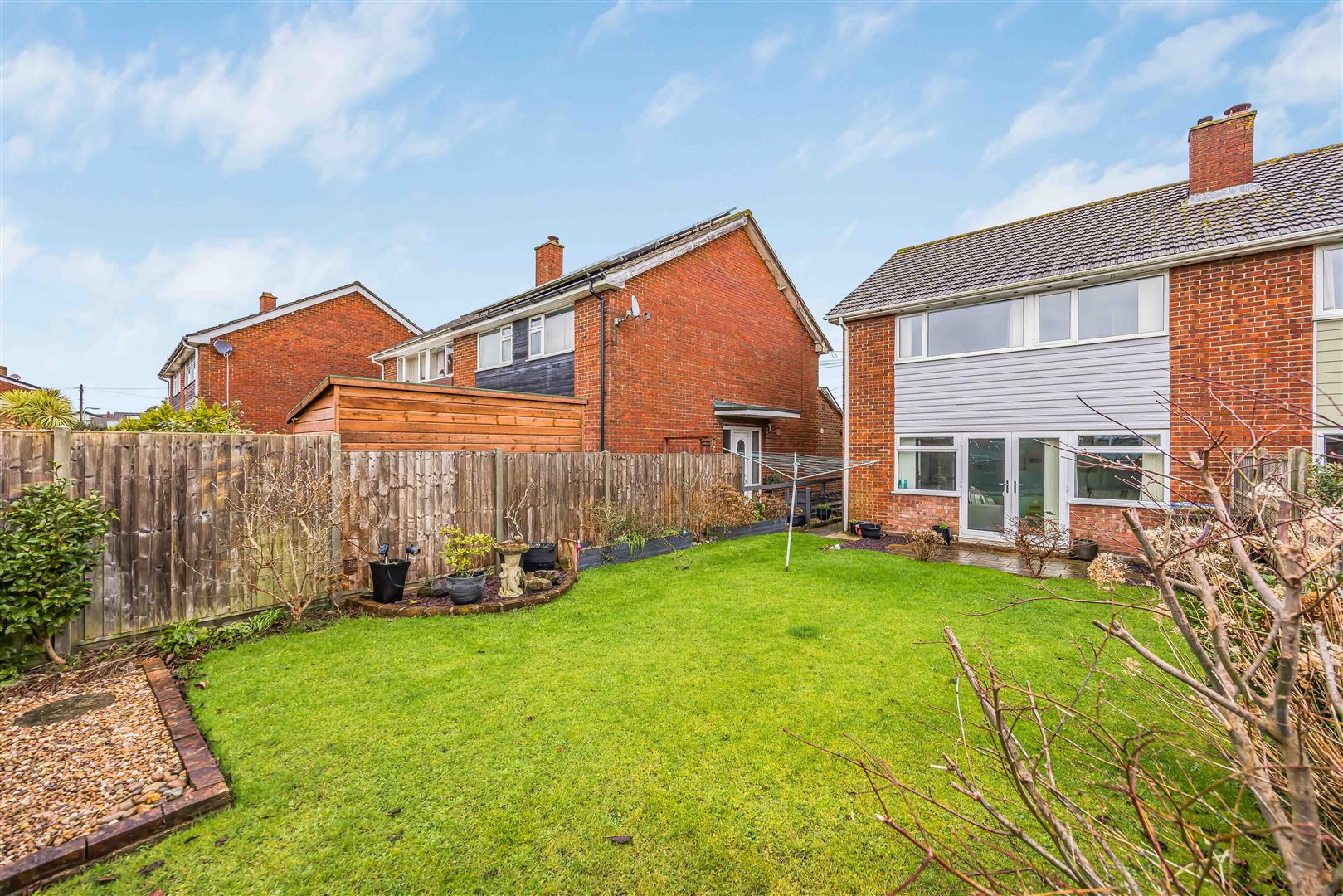 house - semi-detached for sale bardon way