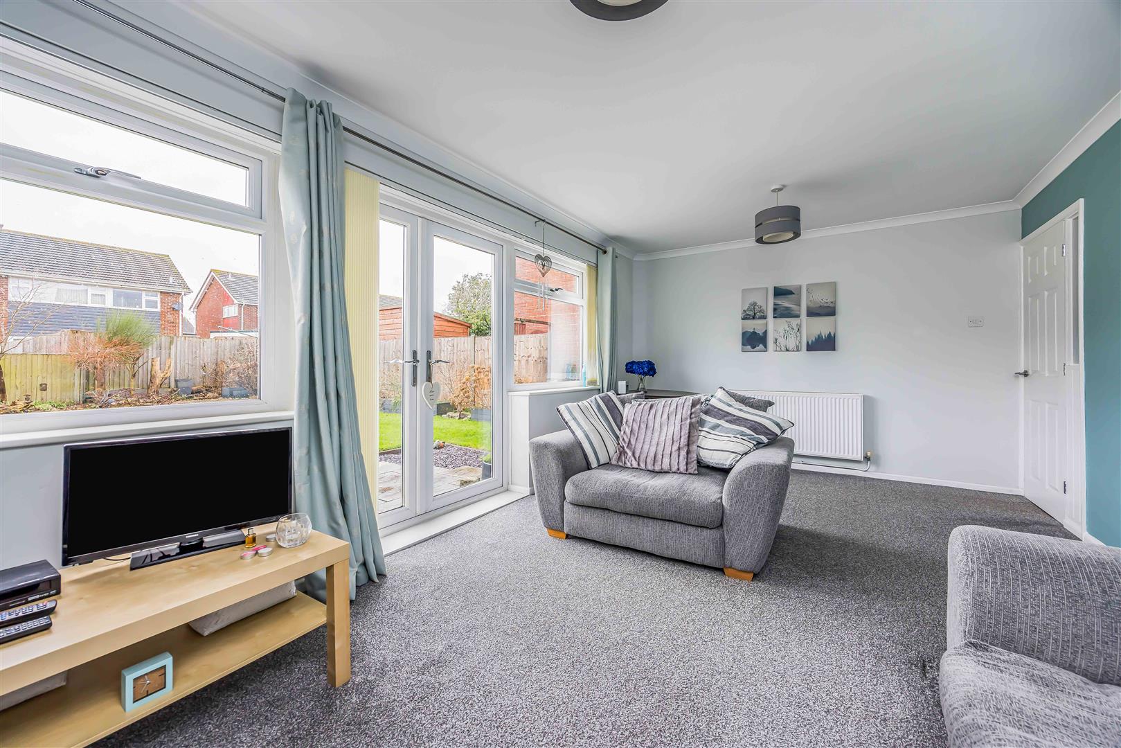 house - semi-detached for sale bardon way