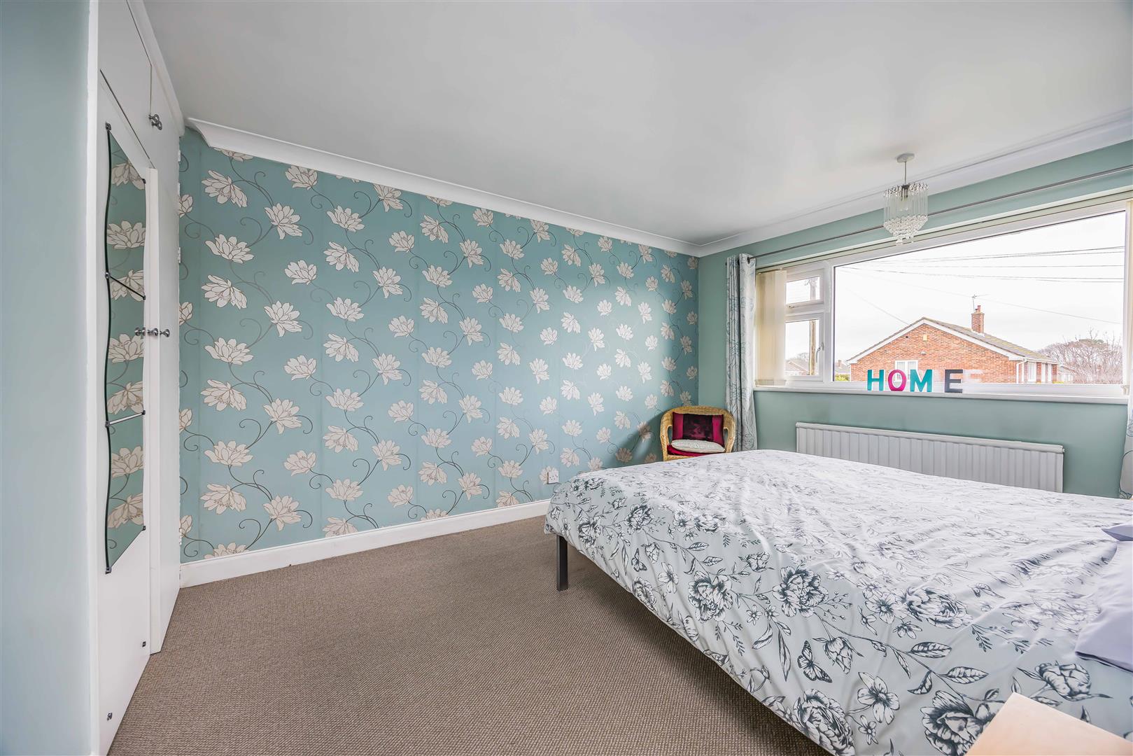 house - semi-detached for sale bardon way