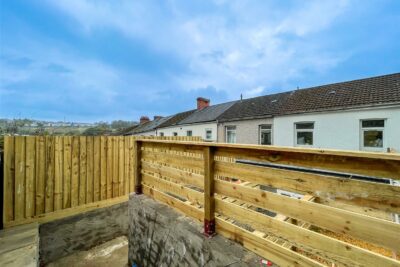 house - end terrace for sale sunny bank