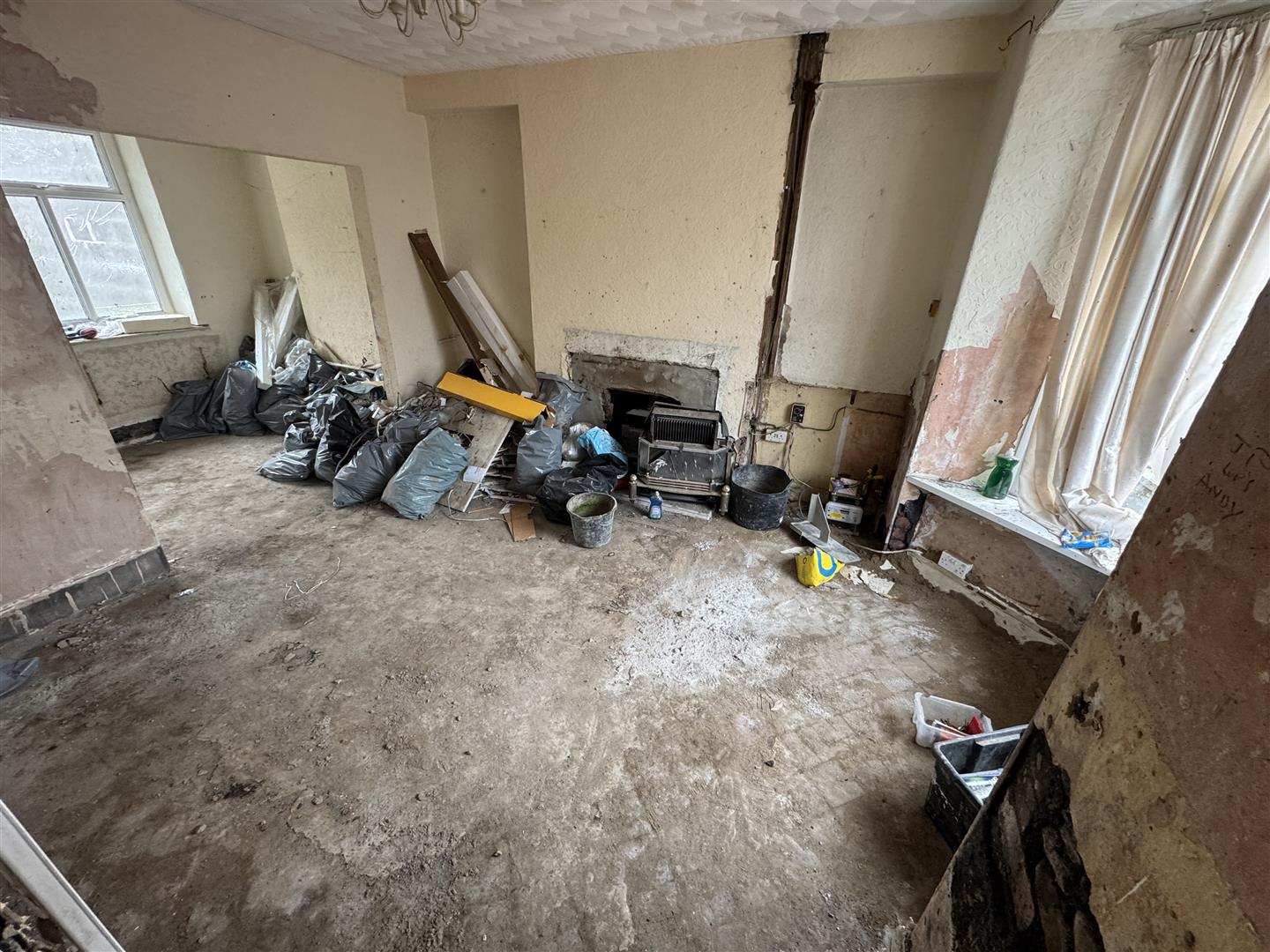 house - end terrace for sale sunny bank