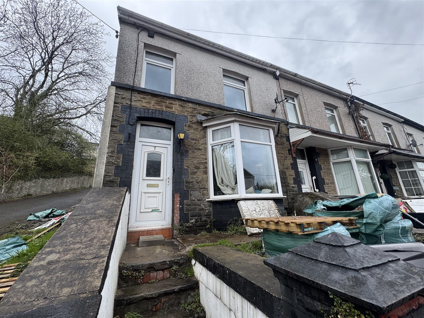 house - end terrace for sale sunny bank
