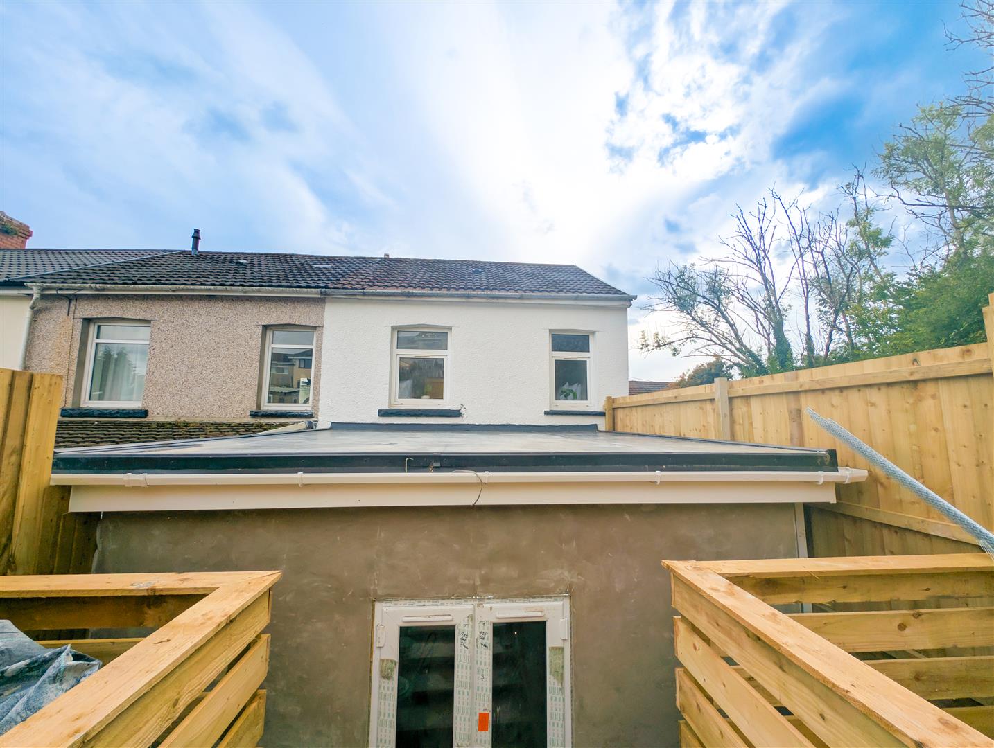 house - end terrace for sale sunny bank
