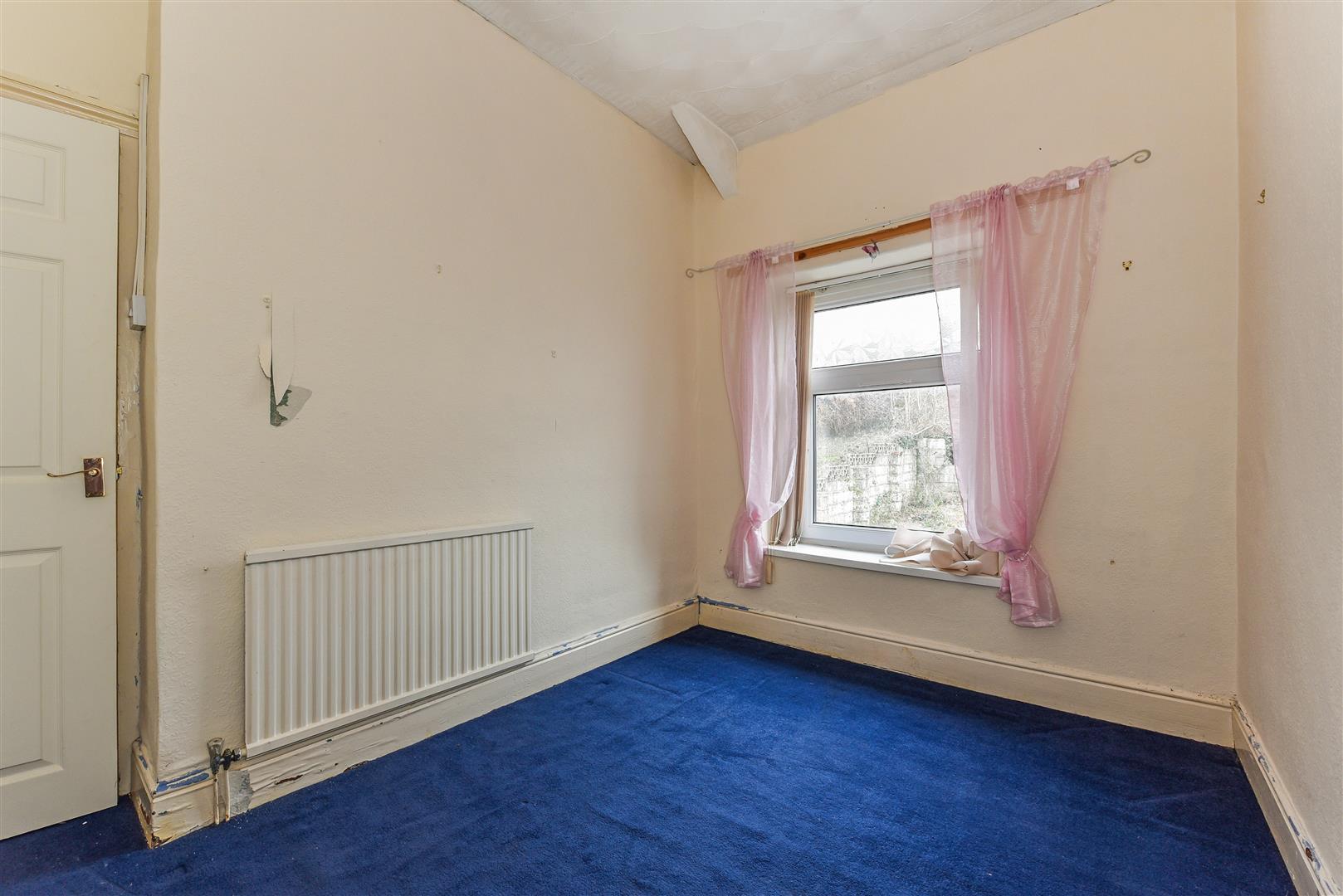 house - end terrace for sale sunny bank