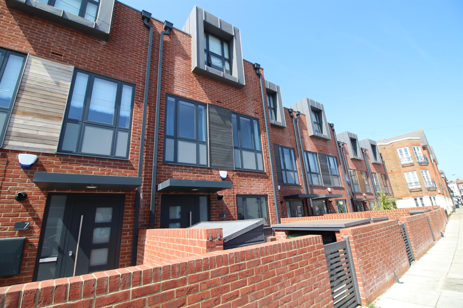 house for sale exmouth road