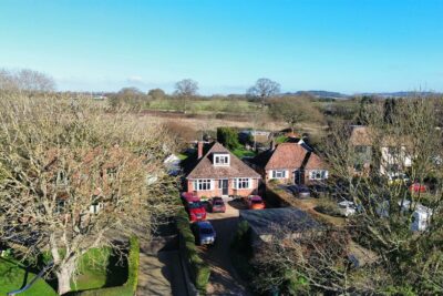 house for sale woodmancote lane