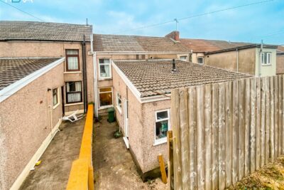 house - terraced for sale king street