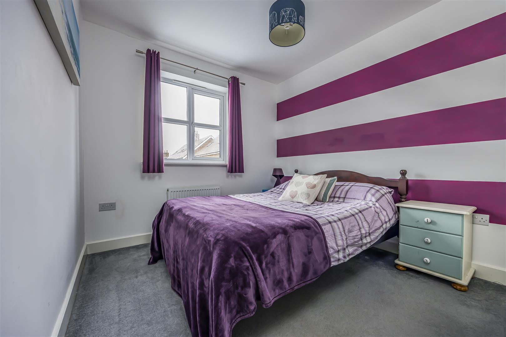 house - semi-detached for sale spire view