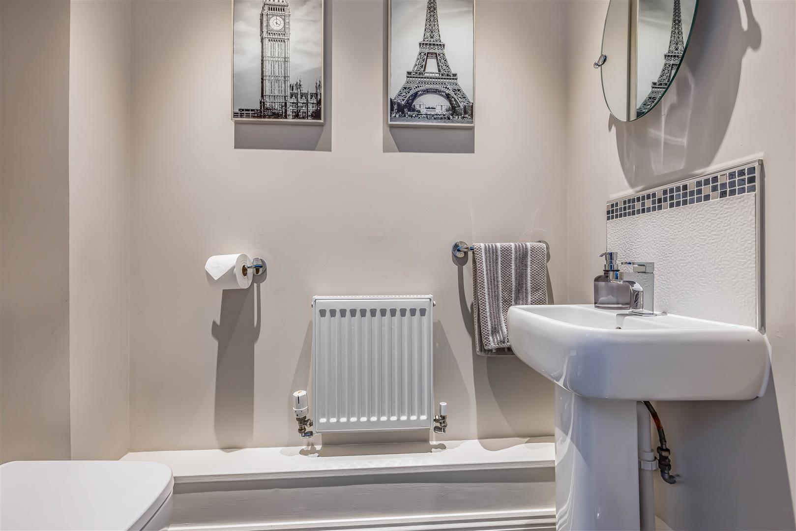 house for sale longcroft way