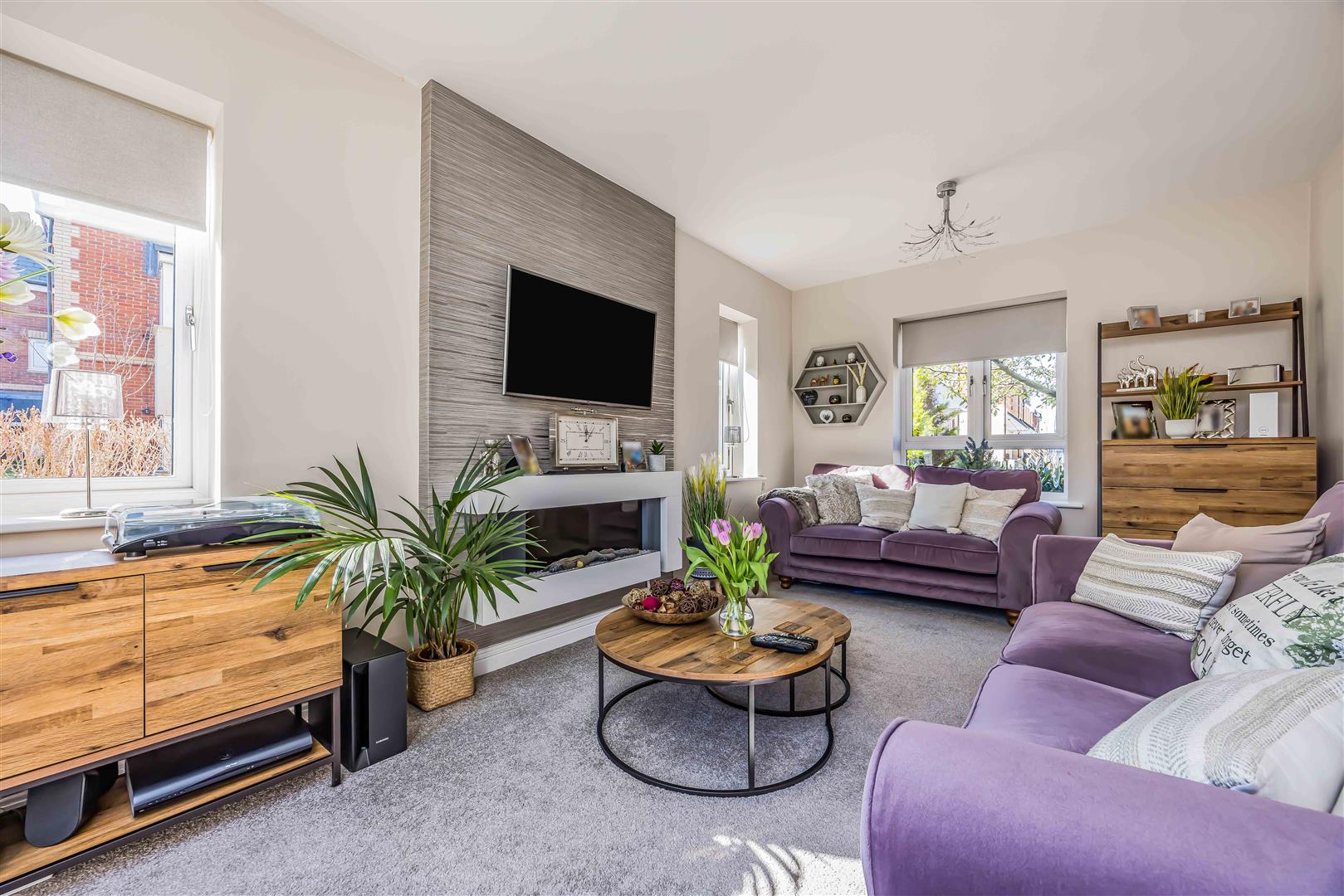 house for sale longcroft way