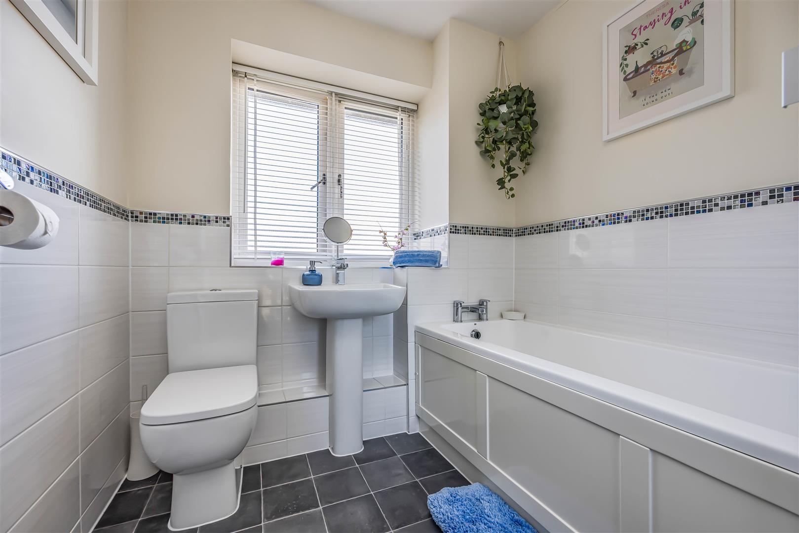 house for sale longcroft way