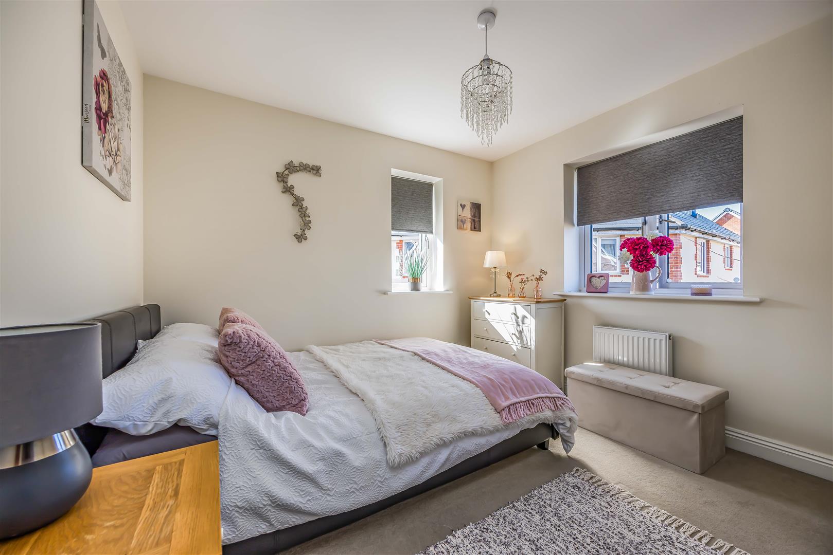 house for sale longcroft way