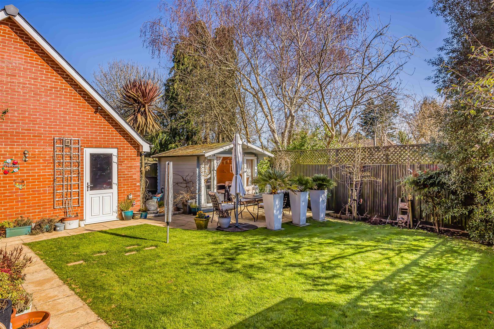 house for sale longcroft way