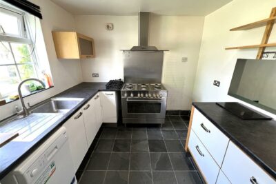 house for sale oaklands road