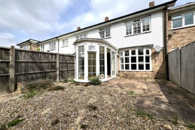 house for sale oaklands road