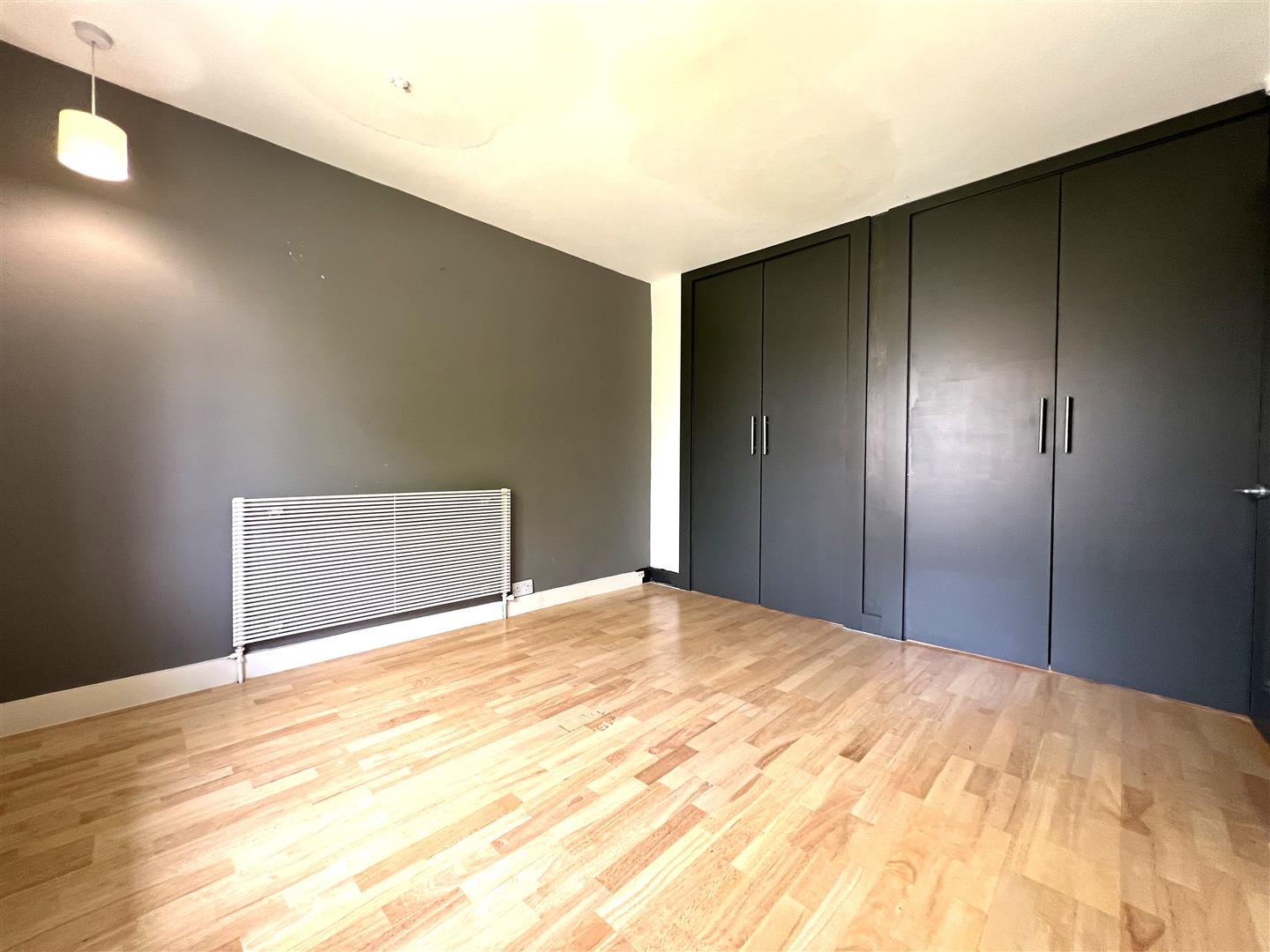 house for sale oaklands road