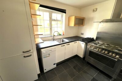 house for sale oaklands road