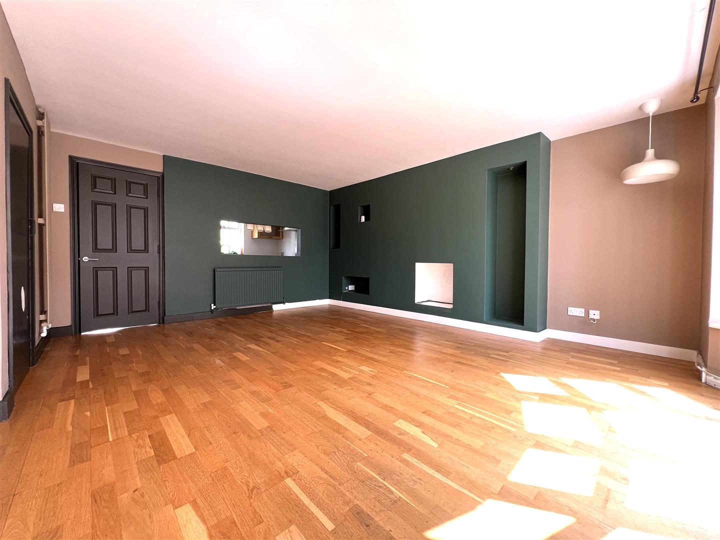 house for sale oaklands road