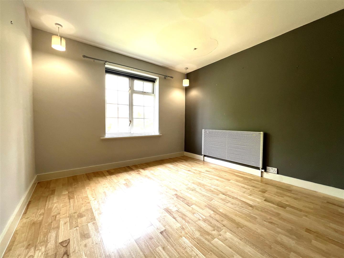 house for sale oaklands road
