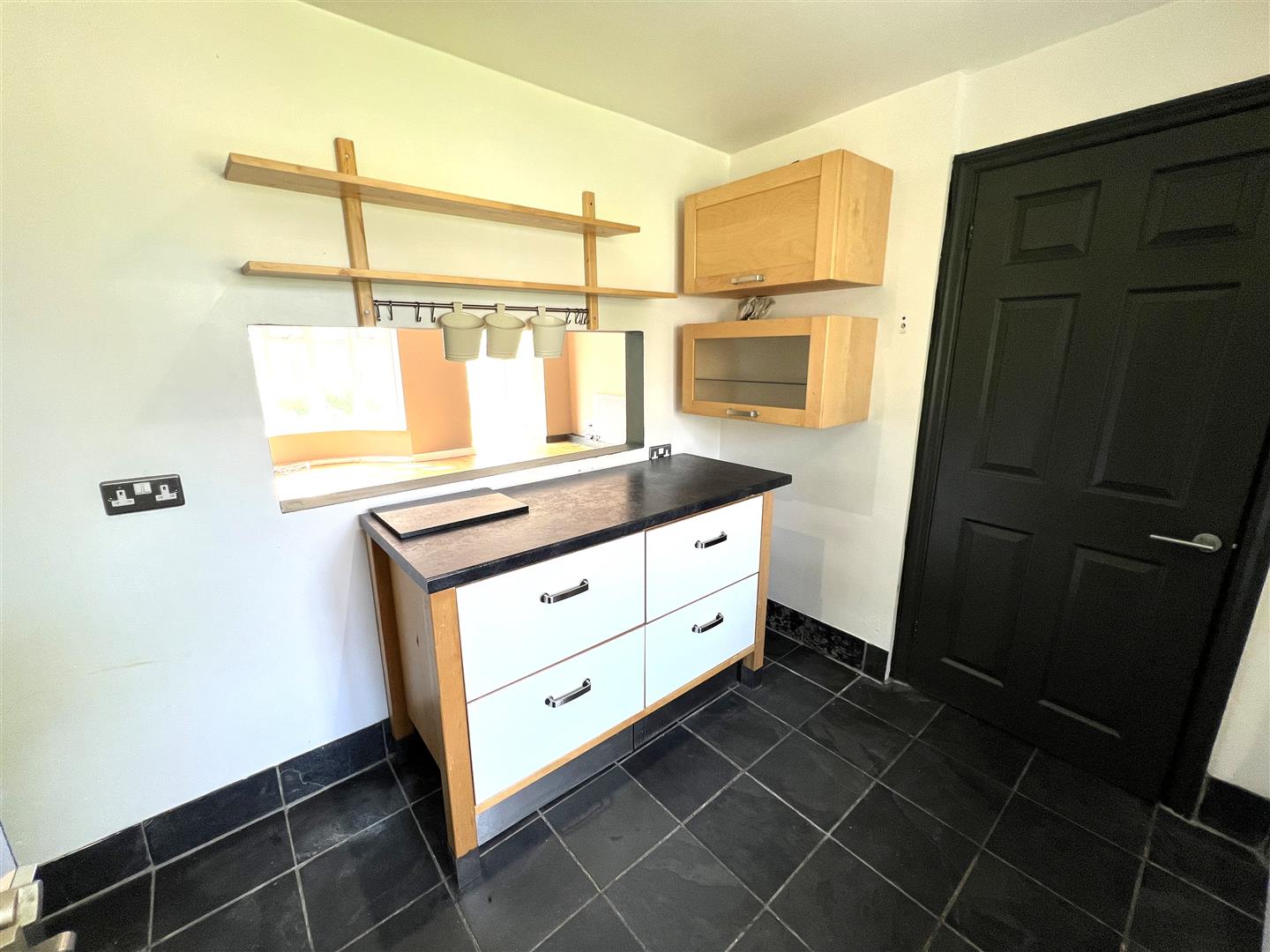 house for sale oaklands road
