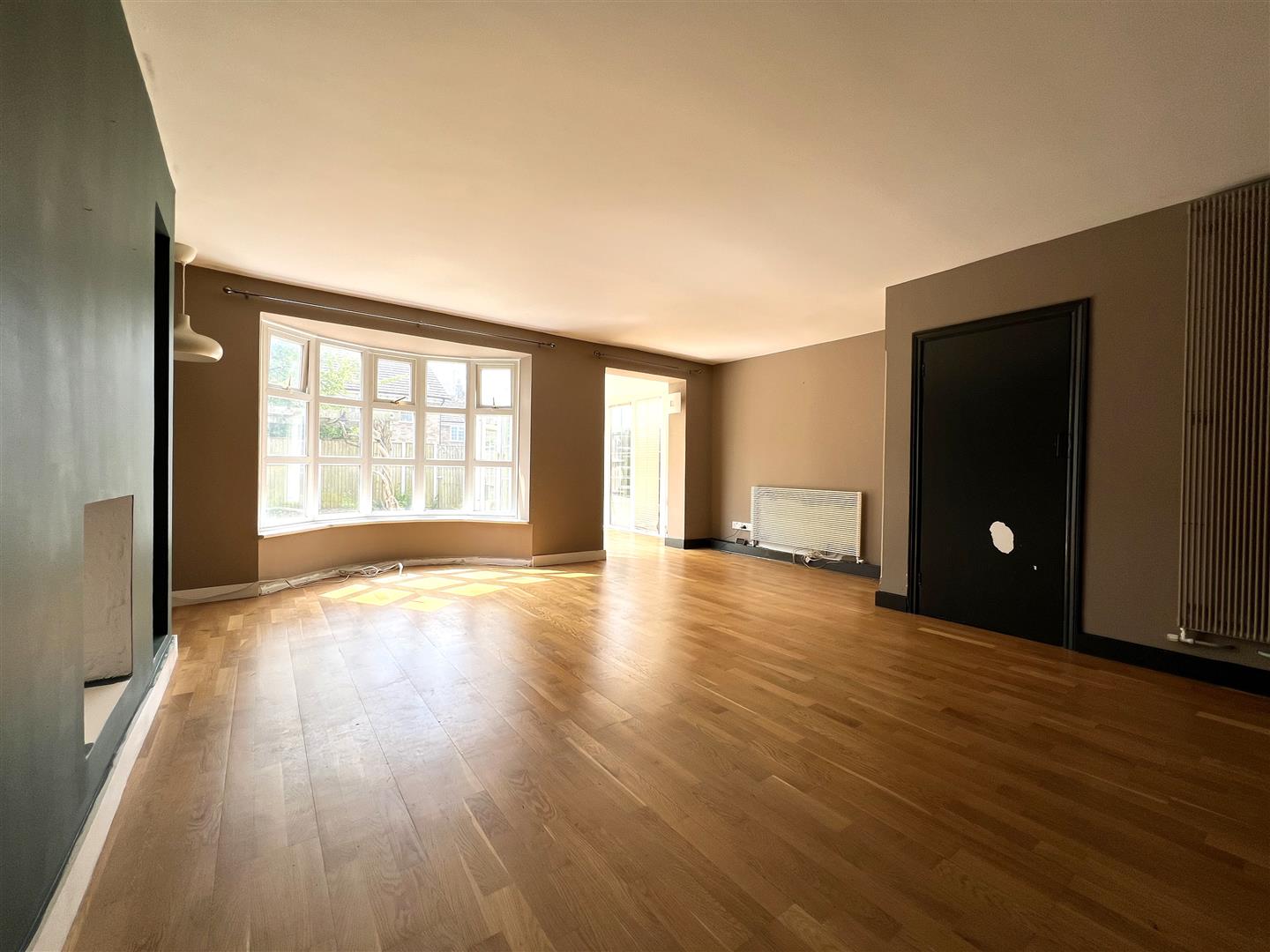 house for sale oaklands road