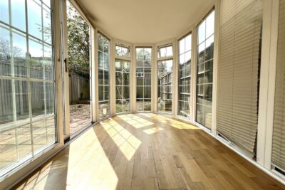 house for sale oaklands road