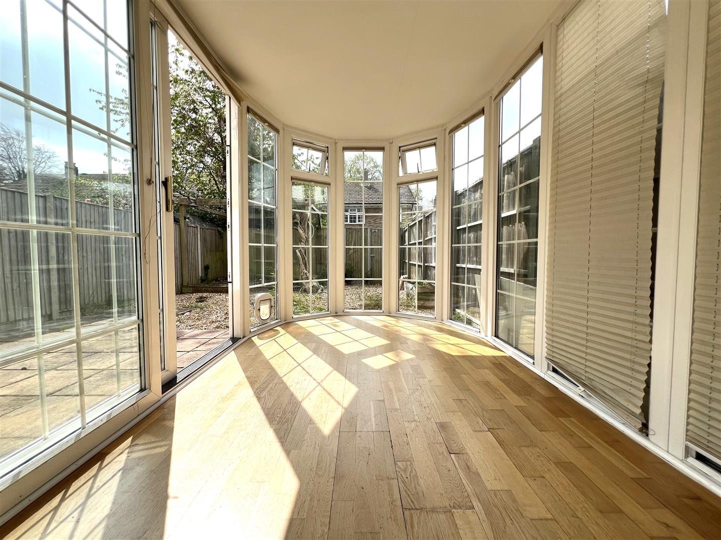 house for sale oaklands road