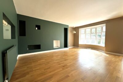 house for sale oaklands road