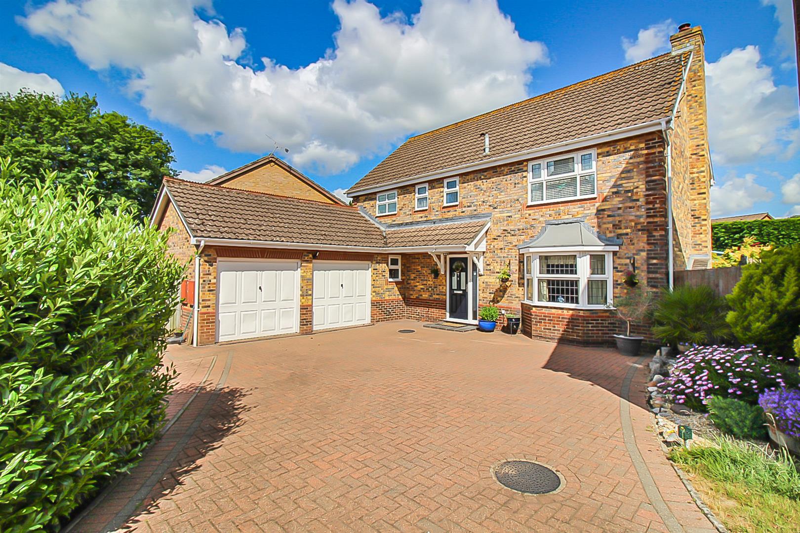 house - detached for sale topaz grove
