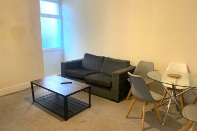 house for sale queen street