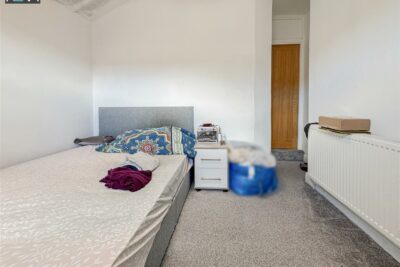 room for rent queen street