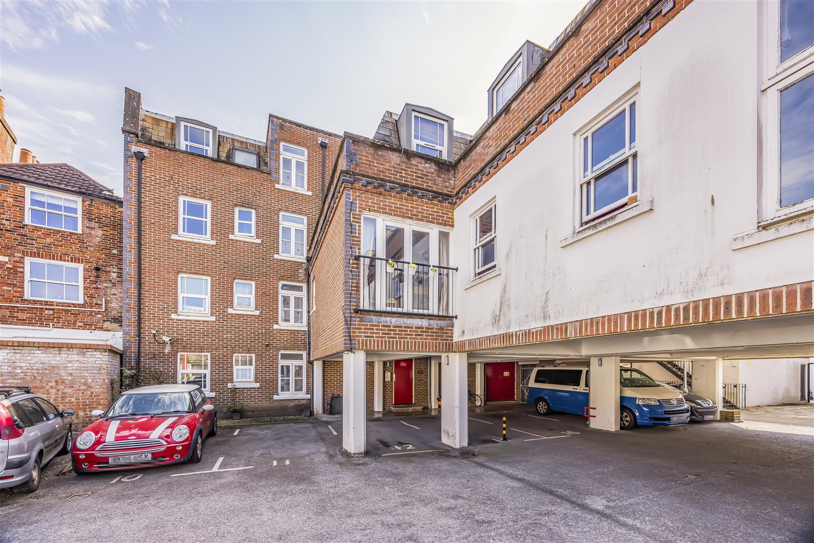 flat for sale castle road